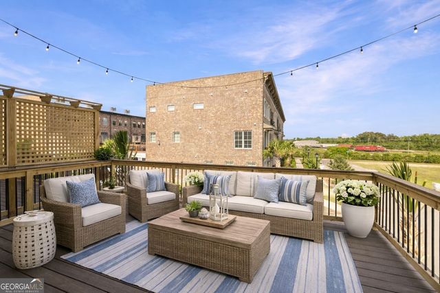 416 Upper East Avenue, Savannah, GA 31401