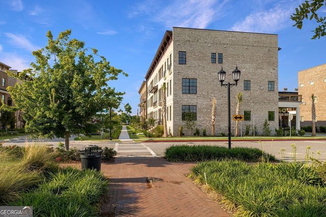 416 Upper East Avenue, Savannah, GA 31401