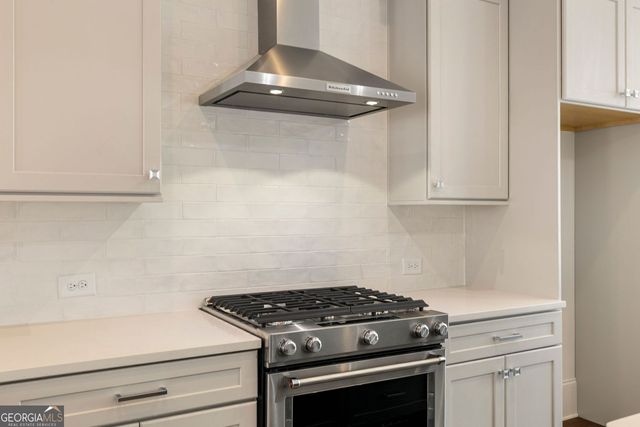 416 Upper East Avenue, Savannah, GA 31401