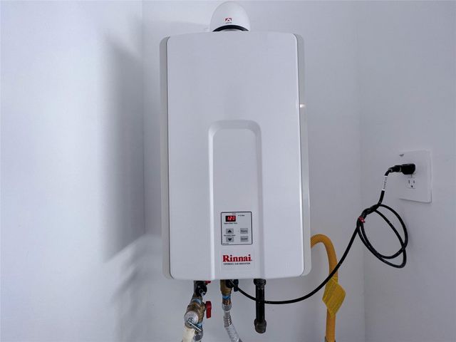 21227 Alder Oaks Drive, New Caney, TX 77357