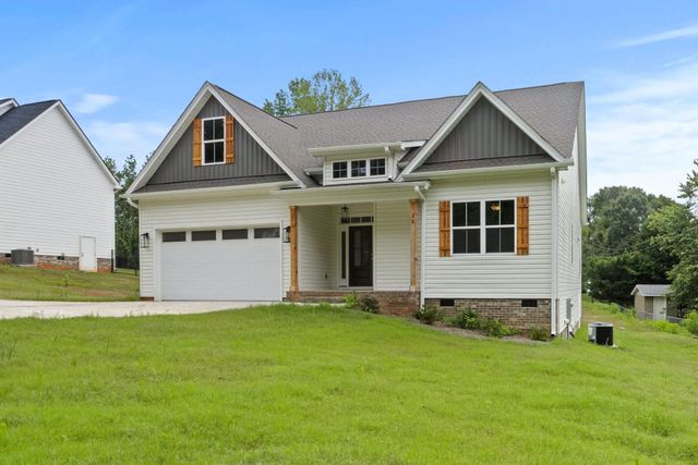 25 Greenbriar Lane, Woodruff, SC 29388