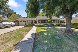 1711 W Meadow Avenue, Visalia, CA 93277