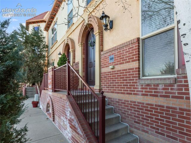 229 W Riverwalk NA, Pueblo, CO 81003