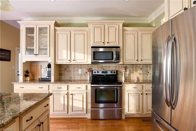 357 Willow Ridge Lane, Winston-salem, NC 27127