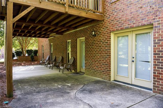 357 Willow Ridge Lane, Winston-salem, NC 27127