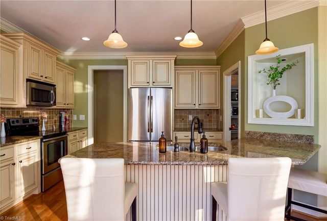 357 Willow Ridge Lane, Winston-salem, NC 27127