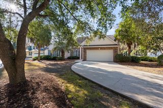 122 Island West Dr, Bluffton, SC 29910