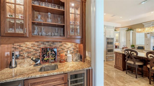 667 MOURNING DOVE DRIVE, Sarasota, FL 34236