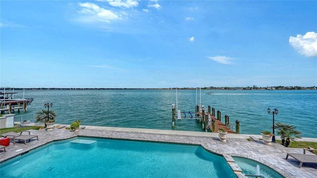 667 MOURNING DOVE DRIVE, Sarasota, FL 34236