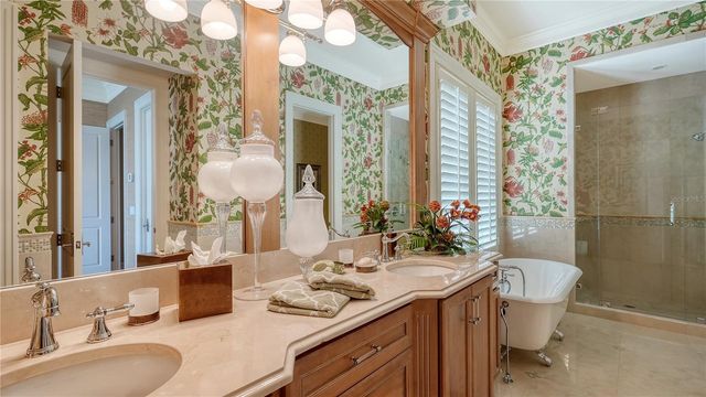 667 MOURNING DOVE DRIVE, Sarasota, FL 34236
