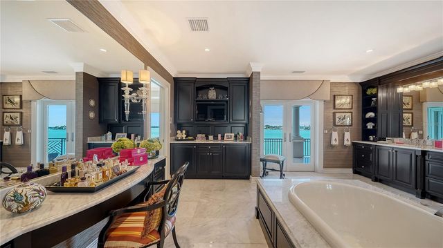 667 MOURNING DOVE DRIVE, Sarasota, FL 34236