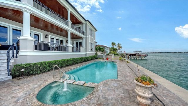 667 MOURNING DOVE DRIVE, Sarasota, FL 34236