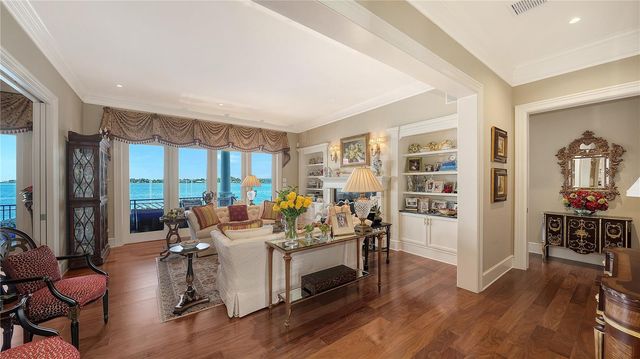 667 MOURNING DOVE DRIVE, Sarasota, FL 34236