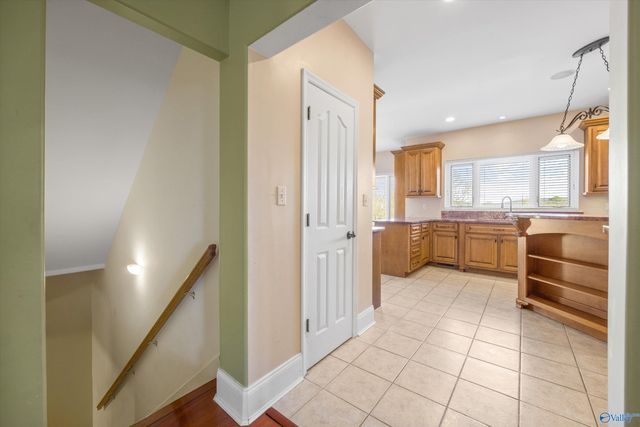 204 Timber Oak Road, Huntsville, AL 35806