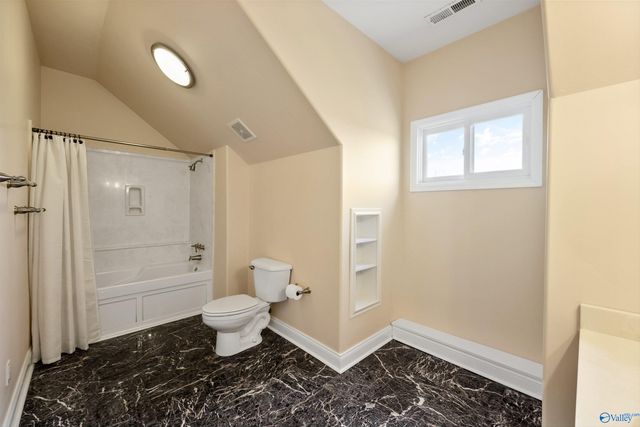 204 Timber Oak Road, Huntsville, AL 35806