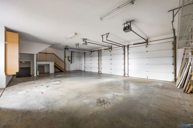 204 Timber Oak Road, Huntsville, AL 35806