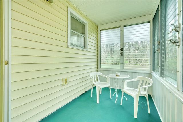 995 Gravel Road, Webster, NY 14580