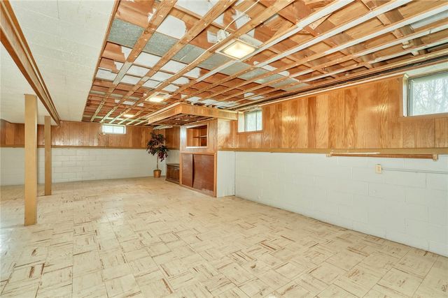 995 Gravel Road, Webster, NY 14580