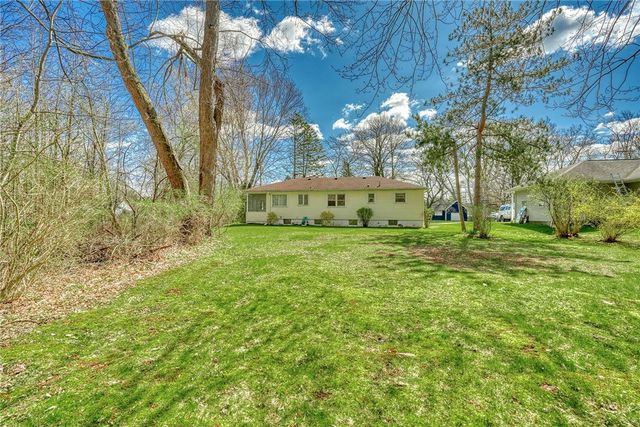 995 Gravel Road, Webster, NY 14580