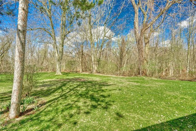 995 Gravel Road, Webster, NY 14580