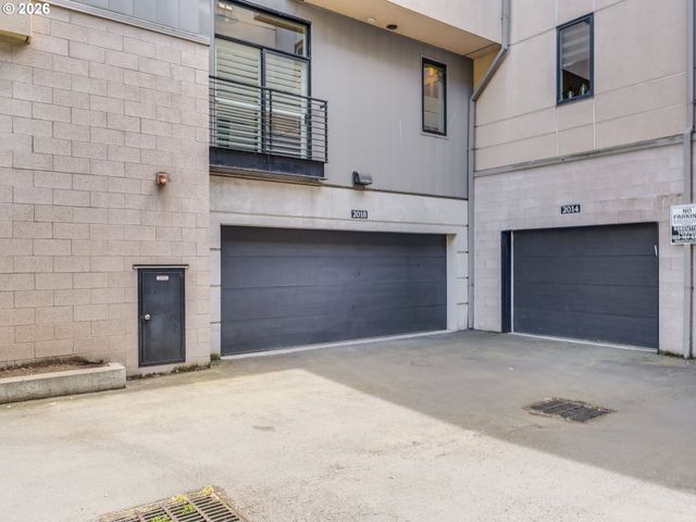 2018 Nw 16TH Ave, Portland, OR 97209