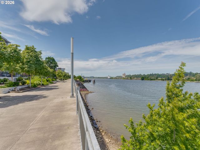 2018 Nw 16TH Ave, Portland, OR 97209