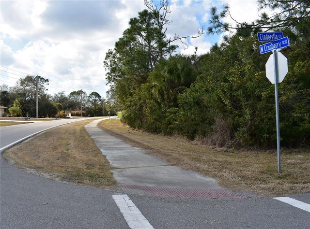 CINDERELLA CIRCLE, North Port, FL 34286