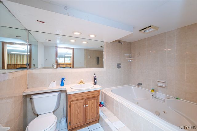 3710 Main Street, Amherst, NY 14226