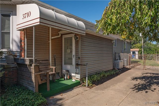 3710 Main Street, Amherst, NY 14226