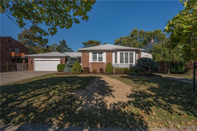 3710 Main Street, Amherst, NY 14226