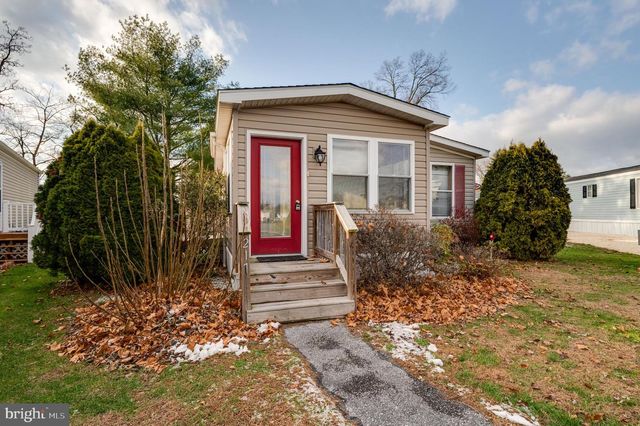 217 KNOLLWOOD LN, Reading, PA 19606