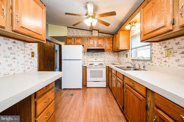 217 KNOLLWOOD LN, Reading, PA 19606