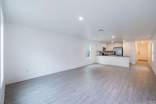 7618 Aston Cross, San Antonio, TX 78253