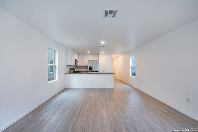 7618 Aston Cross, San Antonio, TX 78253