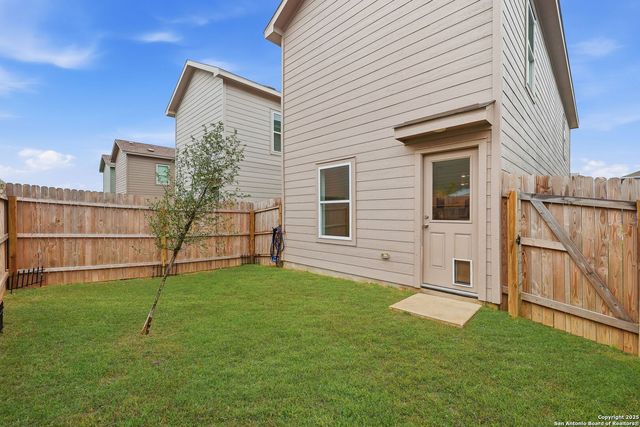 7618 Aston Cross, San Antonio, TX 78253