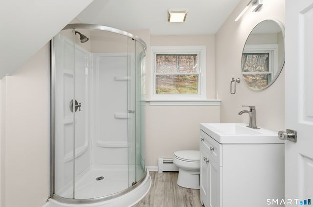 46 Rainbow Court, Hamden, CT 06514