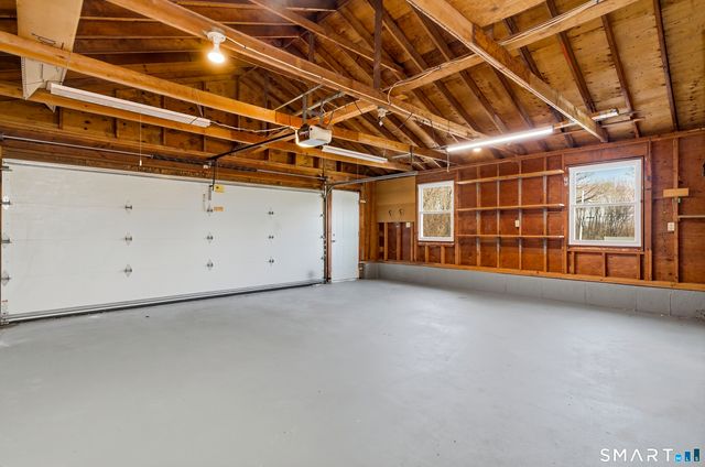 46 Rainbow Court, Hamden, CT 06514