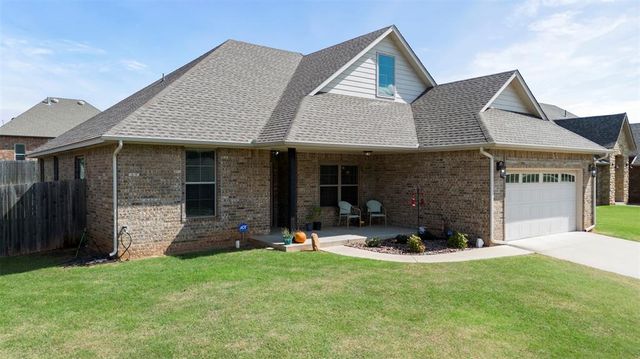 1692 Appaloosa Drive, Blanchard, OK 73010