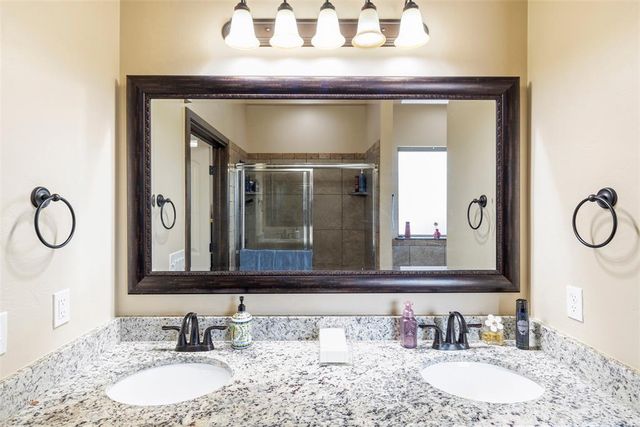 1692 Appaloosa Drive, Blanchard, OK 73010