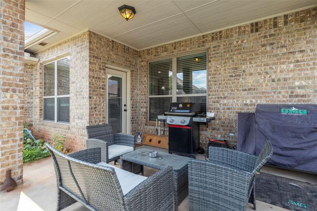 1692 Appaloosa Drive, Blanchard, OK 73010