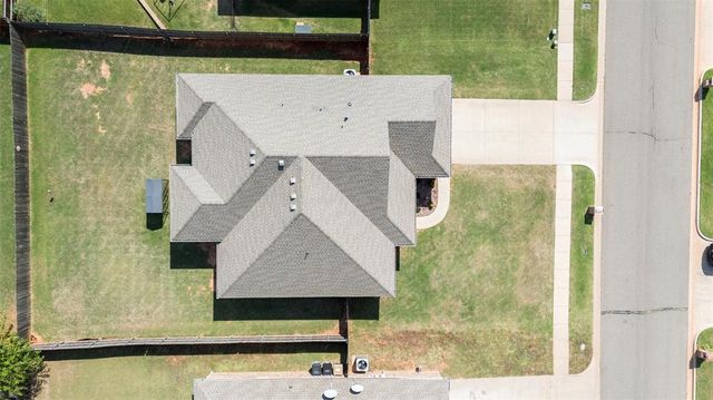 1692 Appaloosa Drive, Blanchard, OK 73010