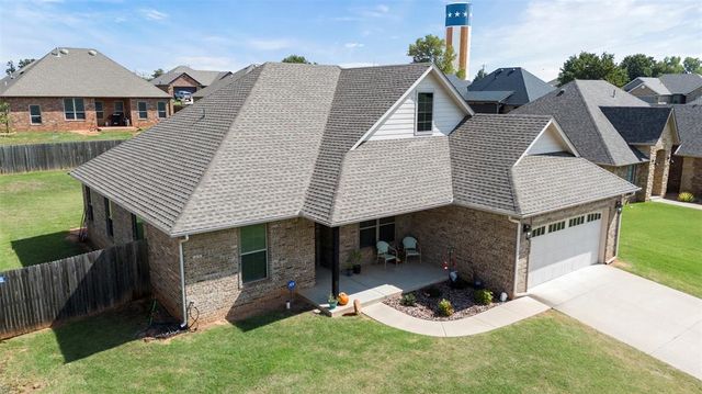 1692 Appaloosa Drive, Blanchard, OK 73010