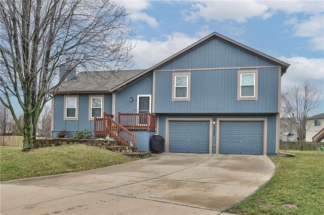 17336 Jennifer Street, Gardner, KS 66030