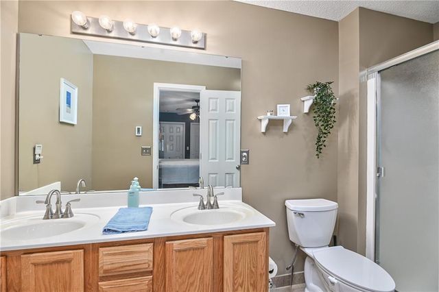 17336 Jennifer Street, Gardner, KS 66030