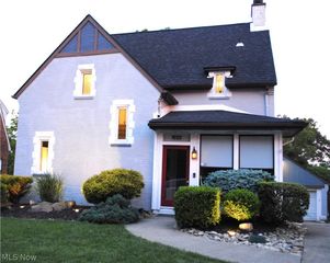 1952 Mccauslen Manor, Steubenville, OH 43952