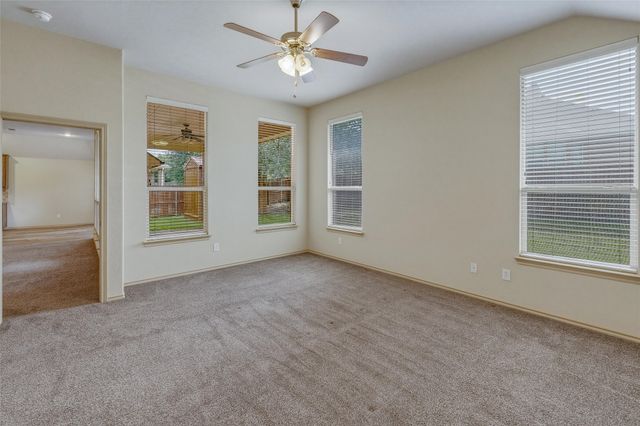 2233 Caroline Drive, Weatherford, TX 76087