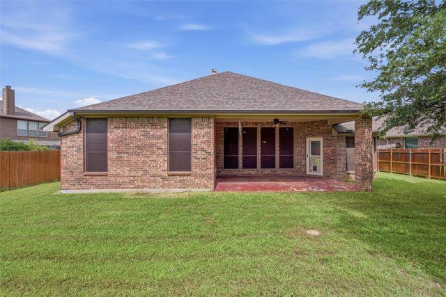 2233 Caroline Drive, Weatherford, TX 76087