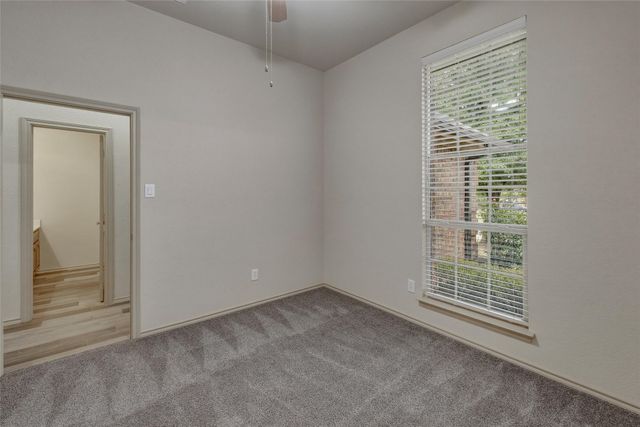 2233 Caroline Drive, Weatherford, TX 76087