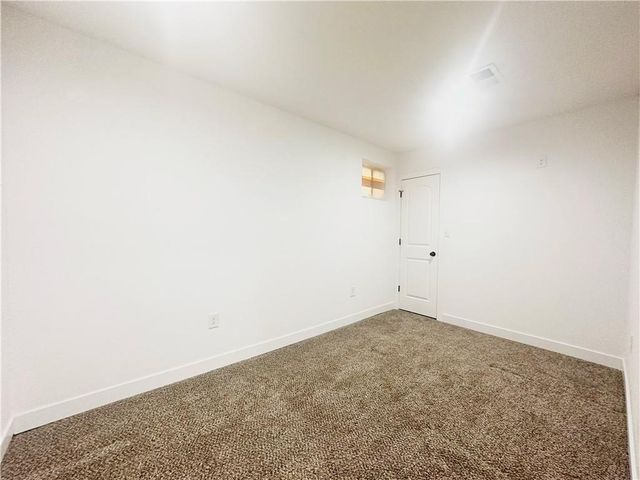 2505 S 18th Street, St Joseph, MO 64503