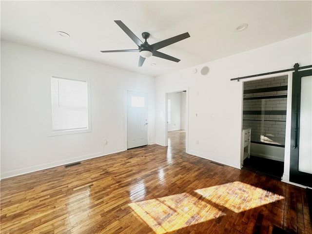 2505 S 18th Street, St Joseph, MO 64503